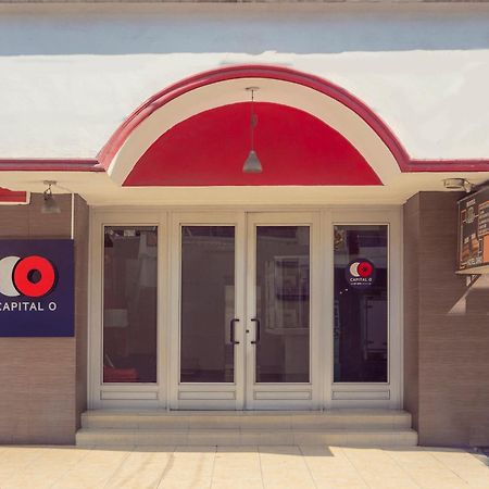Capital O Hotel Diro, Μοντερέι Εξωτερικό φωτογραφία