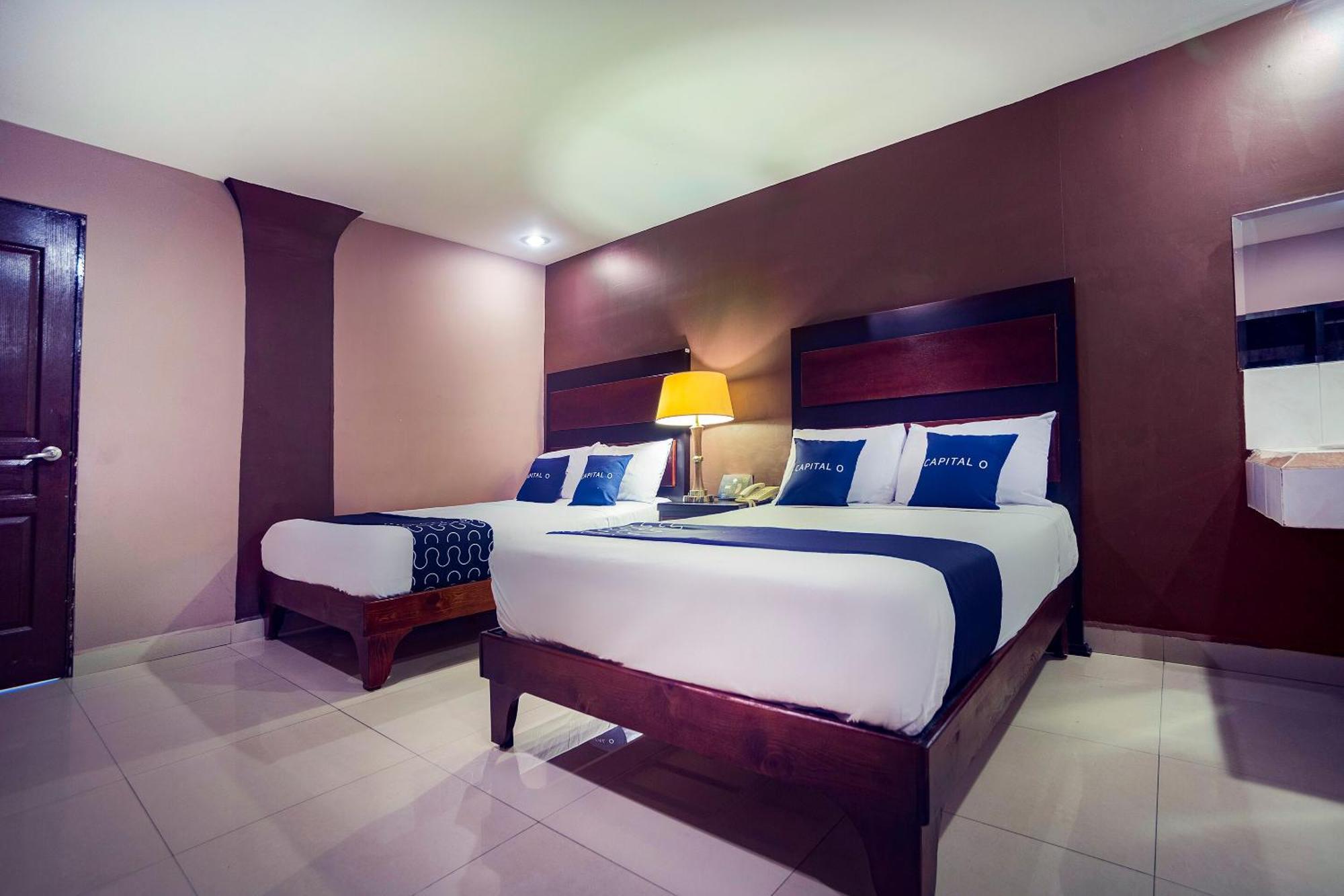 Capital O Hotel Diro, Μοντερέι Εξωτερικό φωτογραφία