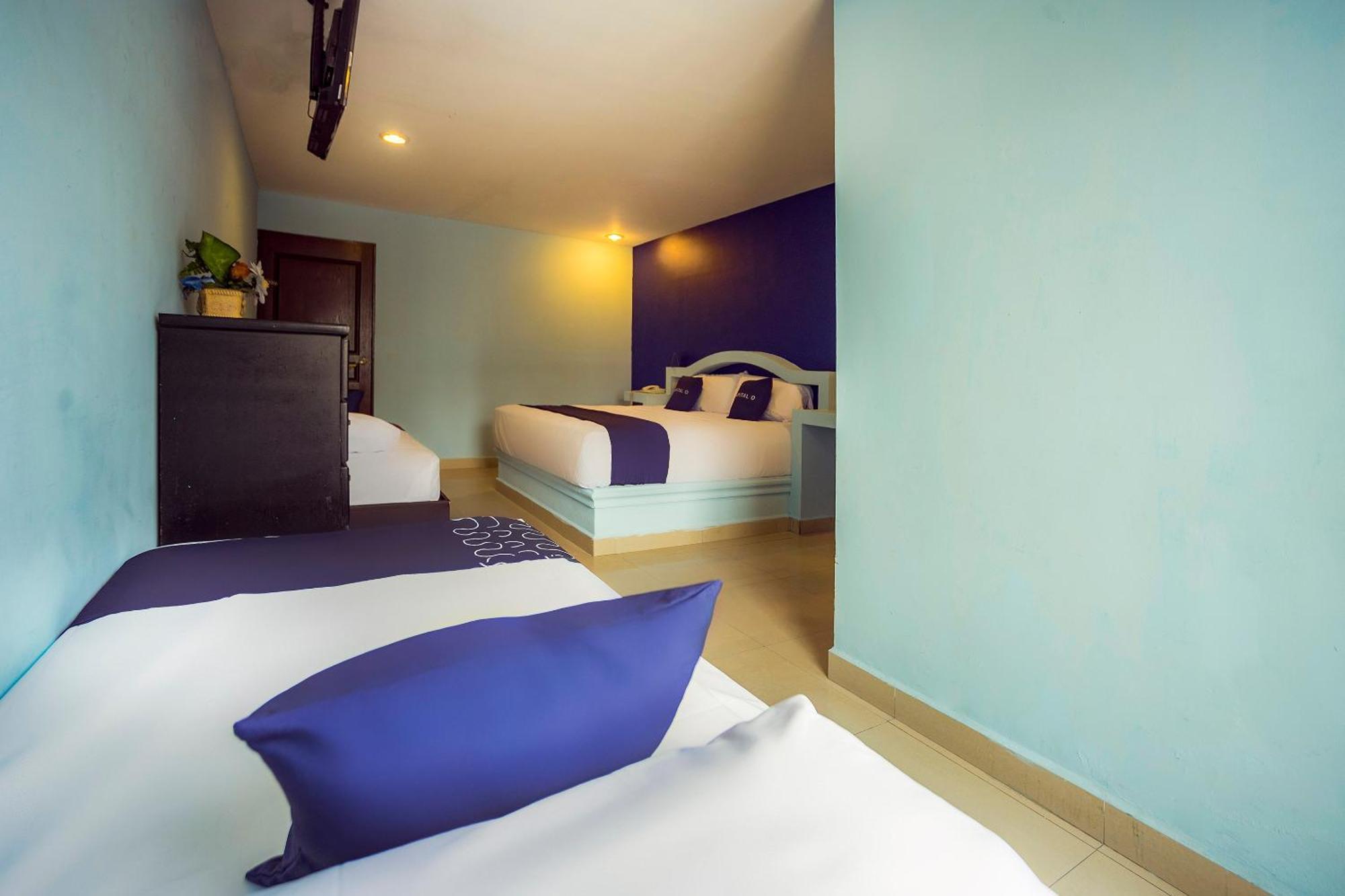 Capital O Hotel Diro, Μοντερέι Εξωτερικό φωτογραφία